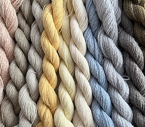 Yarn bundles in natural colours