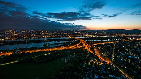 Vienna at night Vienna at night - orange road network