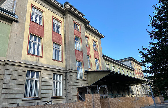 Historical  Facade of Semmelweisklinik